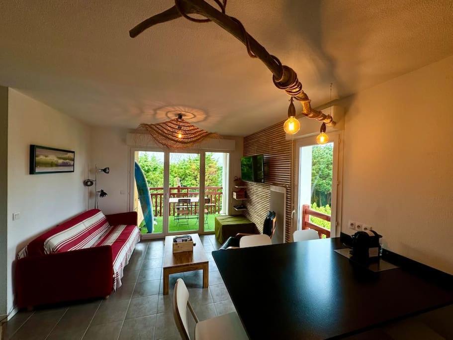 Grand Appartement - Piscine - Plage- Terrasse Saint-Jean-de-Luz Exteriör bild