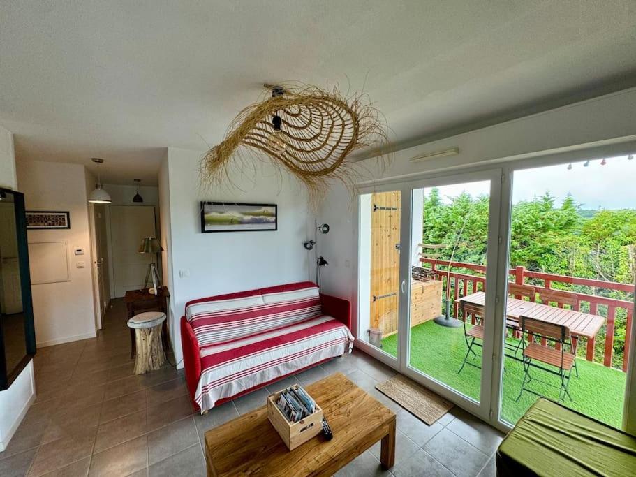 Grand Appartement - Piscine - Plage- Terrasse Saint-Jean-de-Luz Exteriör bild